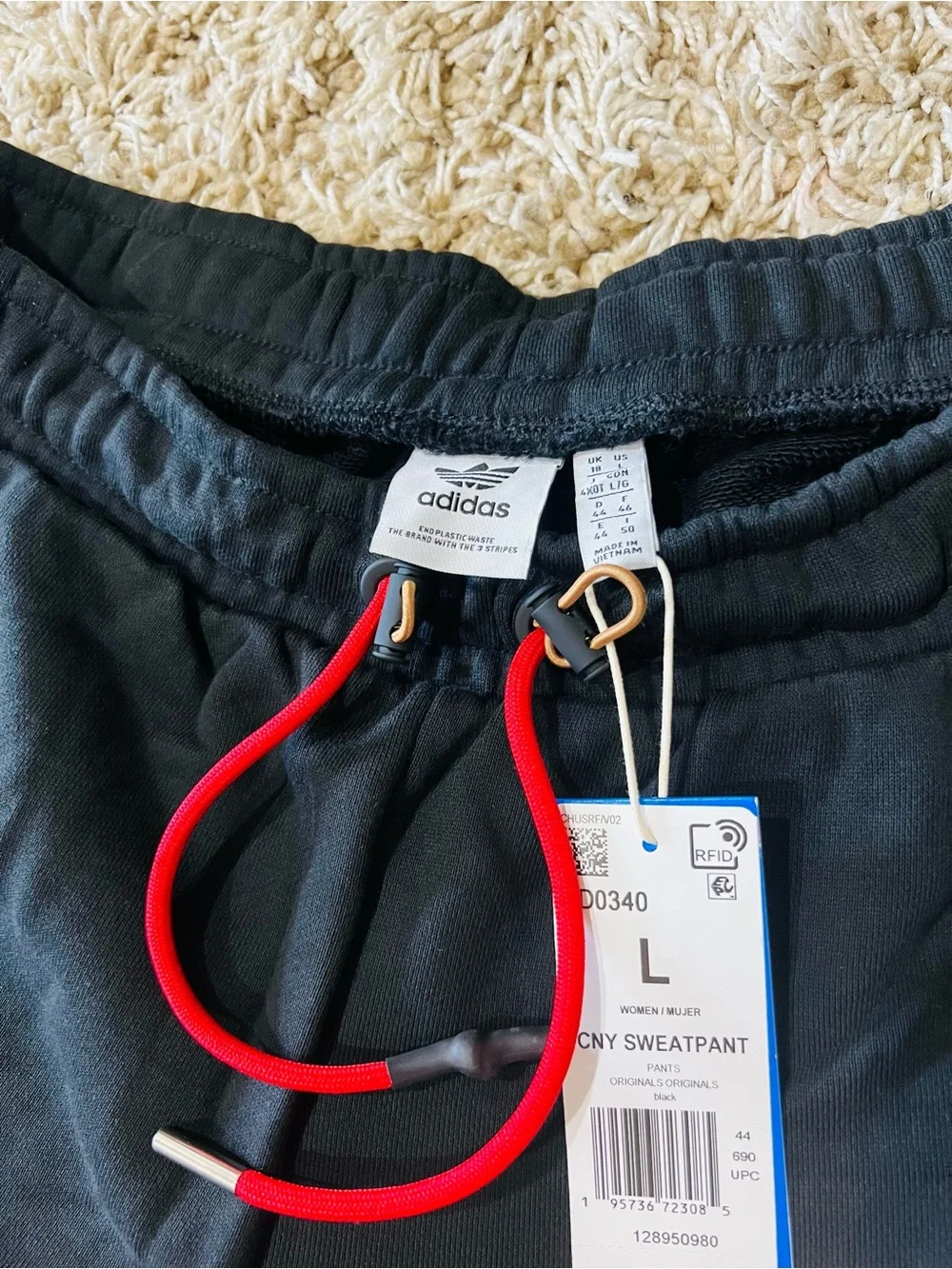 NWT❤️Adidas Sweatpants szL
